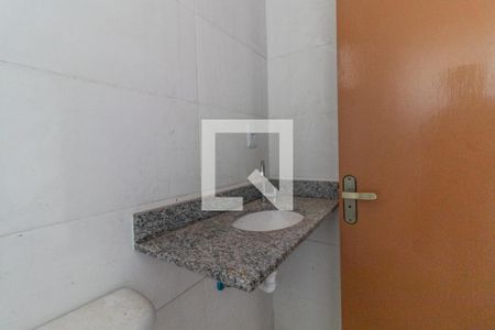Banheiro Social de casa de condomínio à venda com 2 quartos, 130m² em Ipanema, Porto Alegre