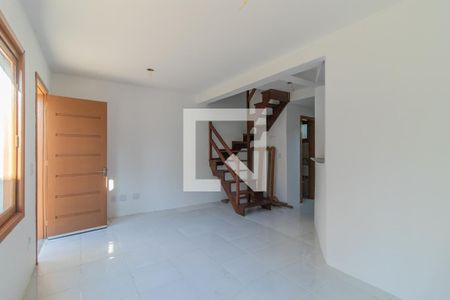 Sala de casa de condomínio à venda com 2 quartos, 130m² em Ipanema, Porto Alegre