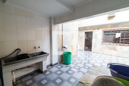 Área de Serviço de casa à venda com 4 quartos, 215m² em Vila da Saúde, São Paulo