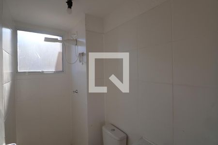 Banheiro de apartamento para alugar com 2 quartos, 52m² em Mato Grande, Canoas