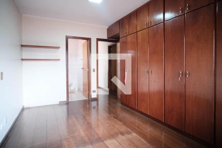 Suíte 1 de casa para alugar com 4 quartos, 380m² em Jardim Popular, São Paulo
