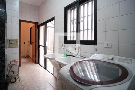 Área de Serviço de casa para alugar com 4 quartos, 380m² em Jardim Popular, São Paulo