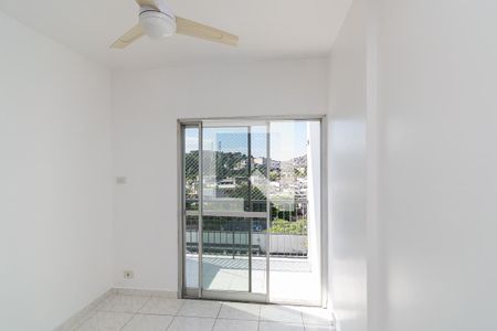 Sala de apartamento à venda com 2 quartos, 65m² em Vila da Penha, Rio de Janeiro