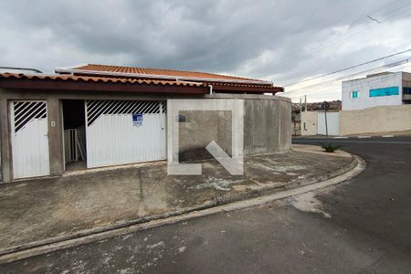 Fachada de casa à venda com 5 quartos, 230m² em Jardim do Lago Continuacao, Campinas