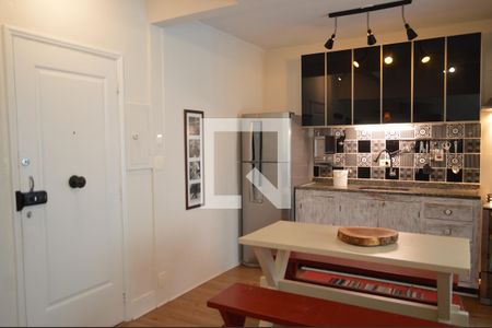 Cozinha de apartamento para alugar com 2 quartos, 86m² em Vila Clementino, São Paulo