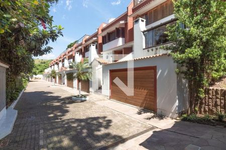 Casa de Condomínio à venda com 3 quartos, 299m² em Cristal, Porto Alegre