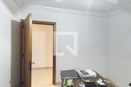 Quarto 1 de apartamento à venda com 2 quartos, 60m² em Santos Dumont, São Leopoldo