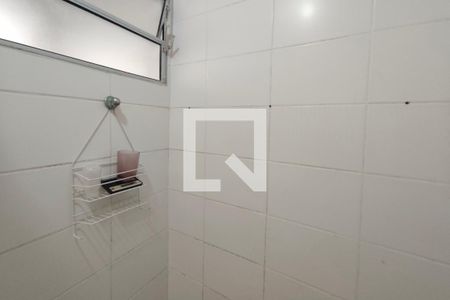 Banheiro de apartamento para alugar com 2 quartos, 49m² em Residencial Cosmos, Campinas