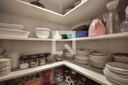 Despensa de apartamento à venda com 3 quartos, 129m² em Real Parque, São Paulo