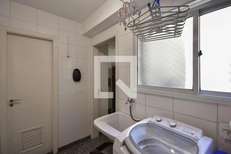 Área de Serviço de apartamento à venda com 3 quartos, 129m² em Real Parque, São Paulo