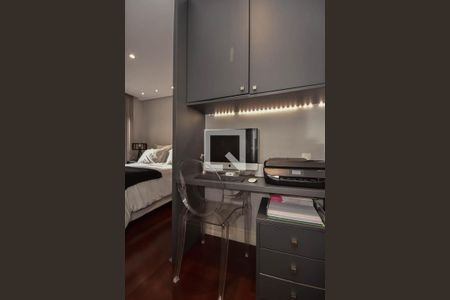 Detalhe da Suíte 3 de apartamento à venda com 3 quartos, 129m² em Real Parque, São Paulo