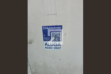 Placa Instalada de casa para alugar com 1 quarto, 50m² em Vila Valqueire, Rio de Janeiro