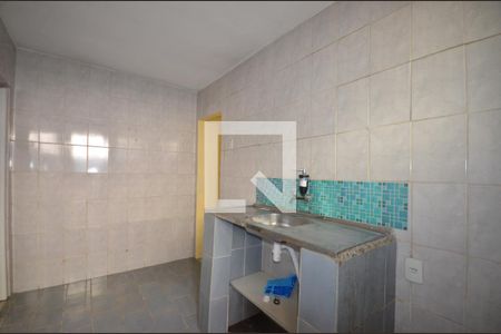 Cozinha de casa para alugar com 1 quarto, 50m² em Vila Valqueire, Rio de Janeiro