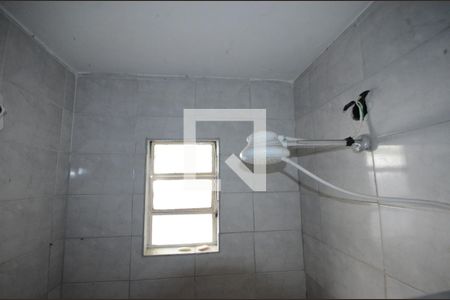Banheiro de casa para alugar com 1 quarto, 50m² em Vila Valqueire, Rio de Janeiro
