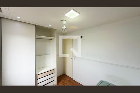 Quarto 4 de apartamento para alugar com 2 quartos, 46m² em Rio Pequeno, São Paulo