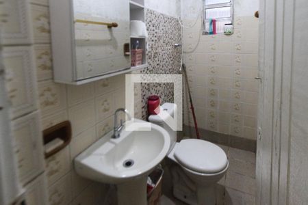 Banheiro de casa à venda com 1 quarto, 221m² em Jardim Dona Sinha, São Paulo