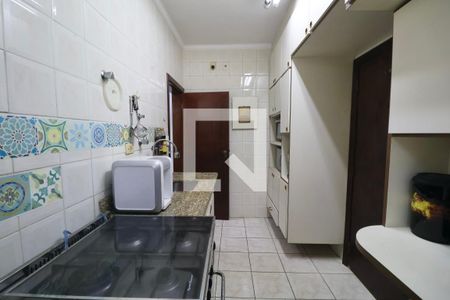 Cozinha de apartamento para alugar com 3 quartos, 100m² em Barra Funda, Guarujá