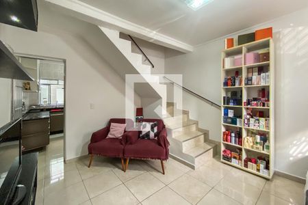 Sala de casa à venda com 2 quartos, 70m² em Ipiranga, São Paulo