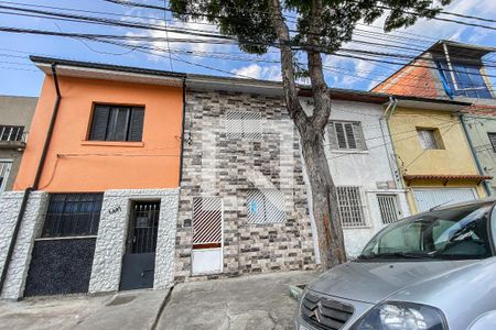 Fachada de casa à venda com 2 quartos, 70m² em Ipiranga, São Paulo