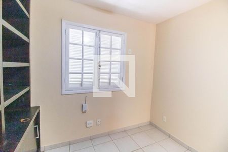 Quarto  de casa à venda com 5 quartos, 380m² em Itaipu, Niterói