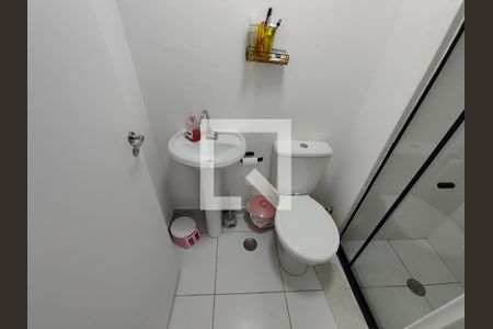 Banheiro de apartamento para alugar com 2 quartos, 32m² em Colônia (zona Leste), São Paulo