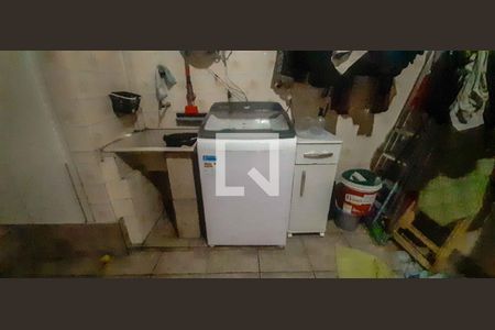 Casa 1 - Área de Serviço de casa à venda com 5 quartos, 180m² em Vila Yolanda, Osasco