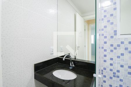 Banheiro de apartamento para alugar com 2 quartos, 45m² em Jardim Centenario, São Paulo