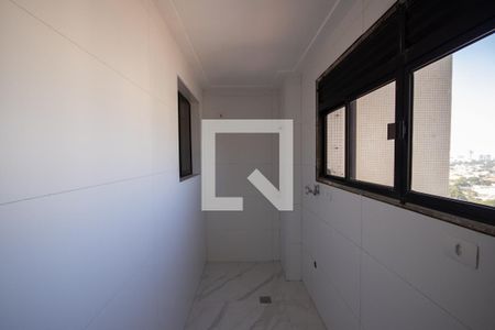 Área de Serviço de apartamento para alugar com 3 quartos, 220m² em Parque Novo Mundo, São Paulo