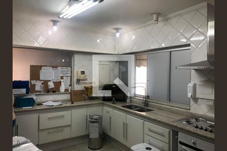 Casa à venda com 3 quartos, 470m² em Vila Monumento, São Paulo