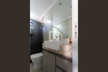 Banheiro Social de apartamento à venda com 3 quartos, 69m² em Guarani, Belo Horizonte