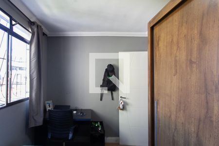 Quarto 2 de apartamento à venda com 3 quartos, 69m² em Guarani, Belo Horizonte