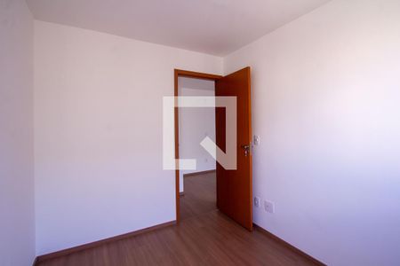 Quarto 1 de apartamento para alugar com 2 quartos, 46m² em Colubandê, São Gonçalo