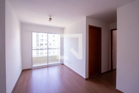 Sala de apartamento para alugar com 2 quartos, 46m² em Colubandê, São Gonçalo