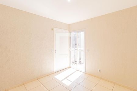Sala de apartamento para alugar com 2 quartos, 49m² em Metalúrgicos, Osasco