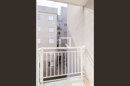 Sacada de apartamento para alugar com 2 quartos, 49m² em Metalúrgicos, Osasco