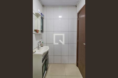 Banheiro de casa para alugar com 1 quarto, 48m² em Espírito Santo, Porto Alegre