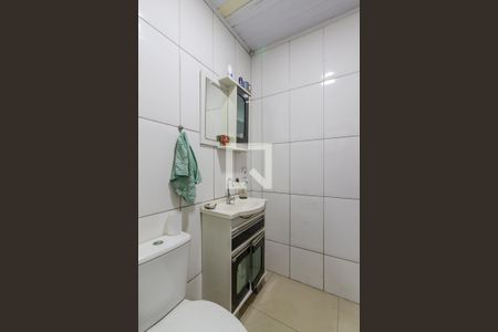 Banheiro de casa para alugar com 1 quarto, 48m² em Espírito Santo, Porto Alegre