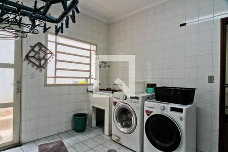 Área de Serviço de casa à venda com 4 quartos, 434m² em City América, São Paulo