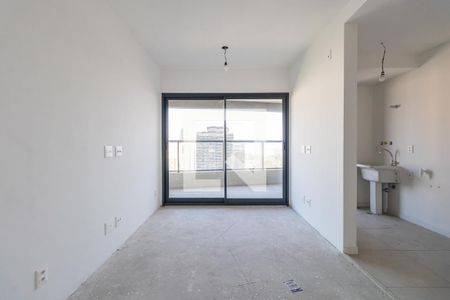 Sala de apartamento à venda com 2 quartos, 75m² em Alphaville Industrial, Barueri