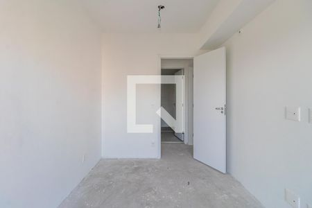 Quarto  de apartamento à venda com 2 quartos, 75m² em Alphaville Industrial, Barueri