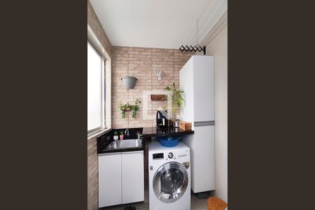 Cozinha e Área de Serviço de apartamento à venda com 2 quartos, 60m² em Rio dos Sinos, São Leopoldo
