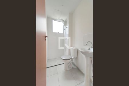 Banheiro de apartamento à venda com 2 quartos, 60m² em Scharlau, São Leopoldo