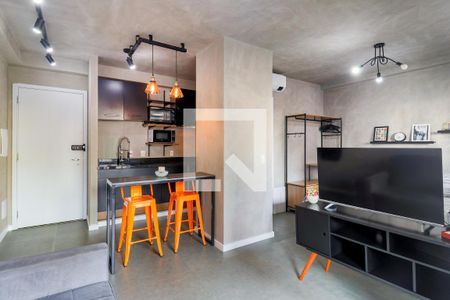 Sala de kitnet/studio para alugar com 1 quarto, 35m² em Campo Belo, São Paulo