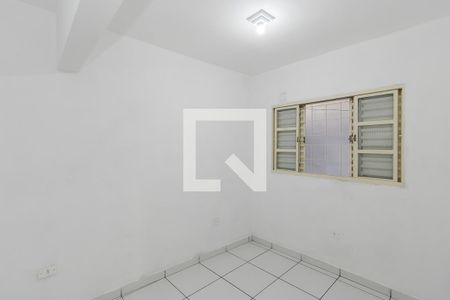 Quarto 1 de casa para alugar com 2 quartos, 48m² em Vila Silvia, São Paulo