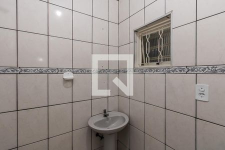 Banheiro de casa para alugar com 2 quartos, 48m² em Vila Silvia, São Paulo