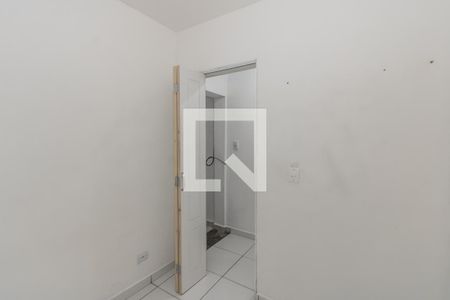 Quarto 2 de casa para alugar com 2 quartos, 48m² em Vila Silvia, São Paulo