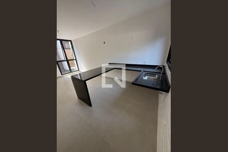 Foto 02 de casa de condomínio à venda com 2 quartos, 163m² em Campo Belo, São Paulo