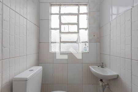 Banheiro de casa para alugar com 1 quarto, 30m² em Vila Nair, São Paulo