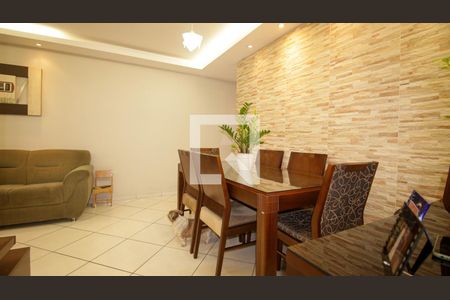 Sala de apartamento à venda com 3 quartos, 74m² em Vila Bancaria, São Paulo