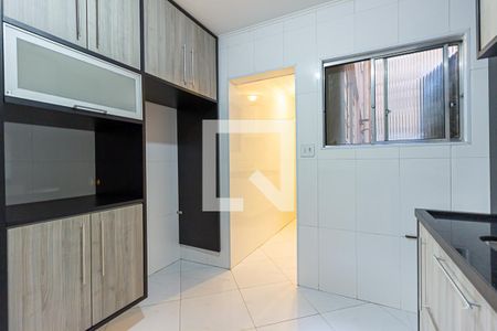 Cozinha  de apartamento para alugar com 1 quarto, 60m² em Jardim Dom Bosco, São Paulo